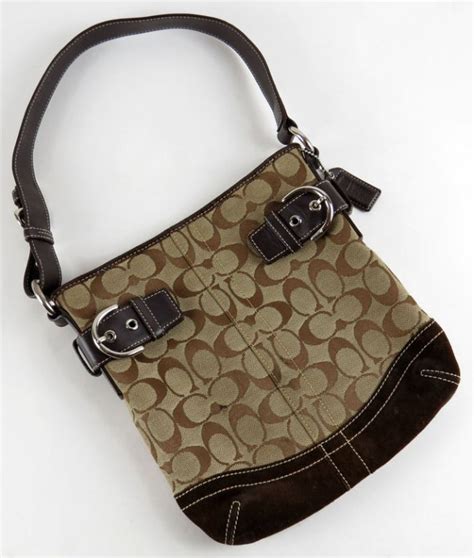 shoulder strap for coach purse.